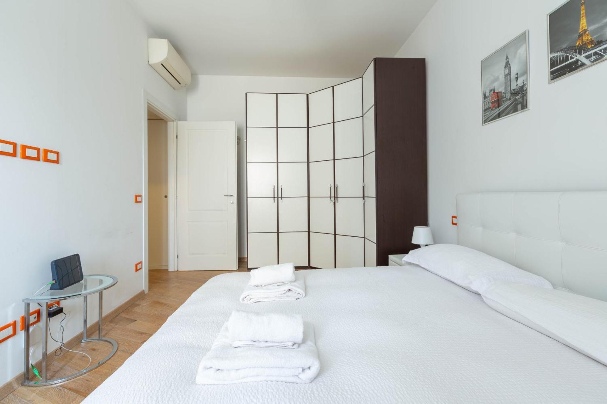 Porta Romana Comfy Apartment Milán Exterior foto